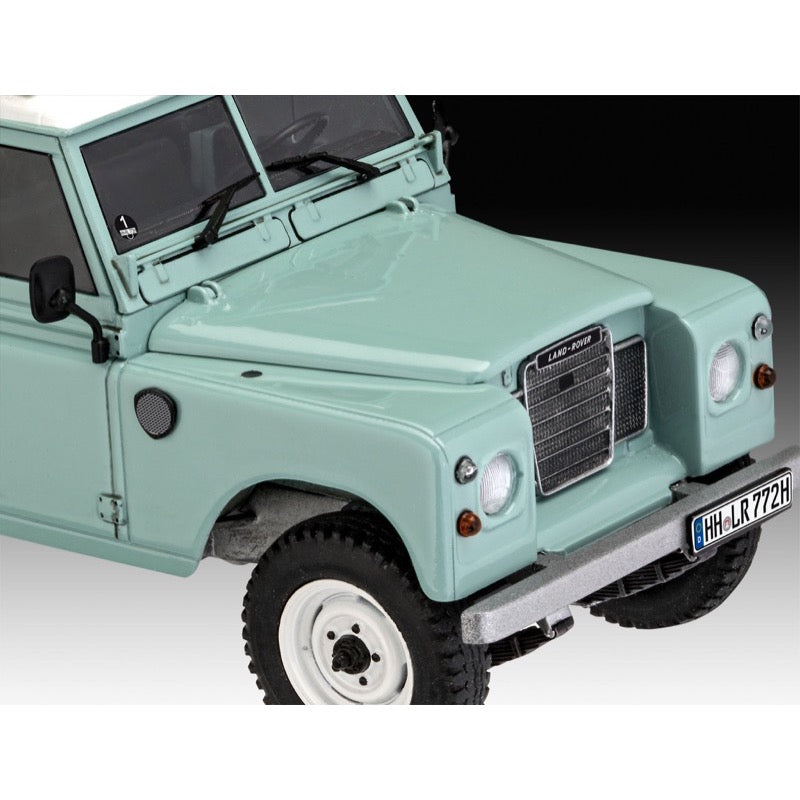 Revell 67047 1/24 Land Rover Series III Starter Set