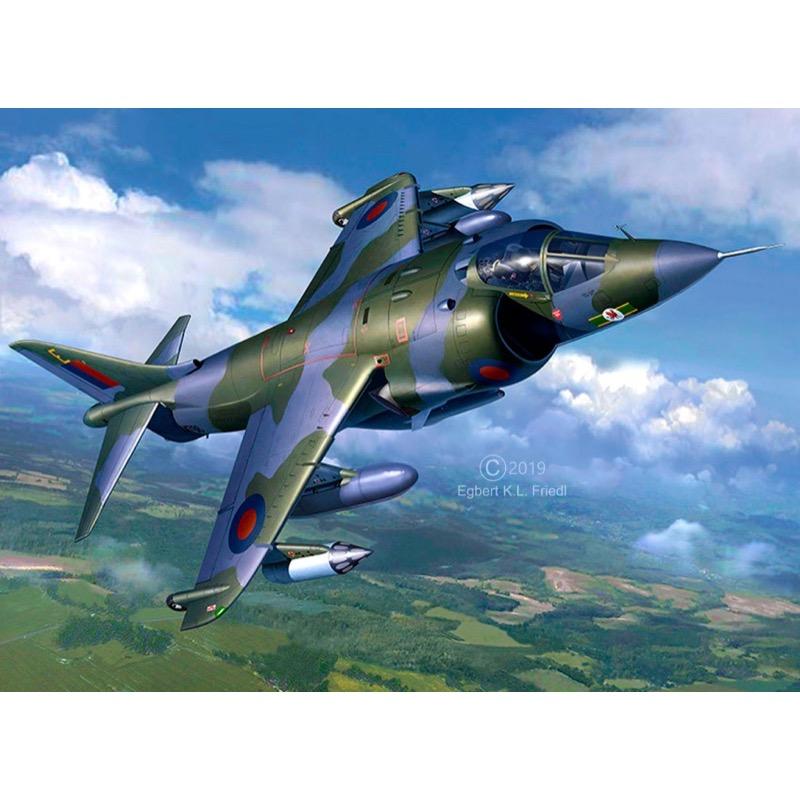 Revell 05690 1/32 Hawker Harrier GR.1 Gift Set 50 Years Plastic Model Kit 