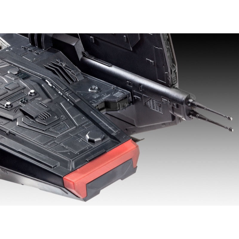 Revell 06746 1/94 Kylo Rens Command Shuttle Star Wars
