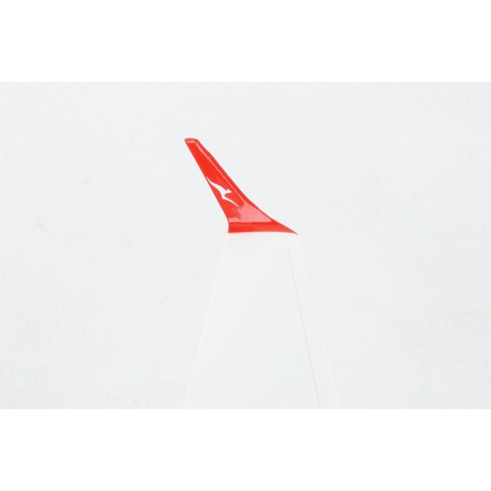 Sky Marks SKR1129 1/100 QANTAS E190