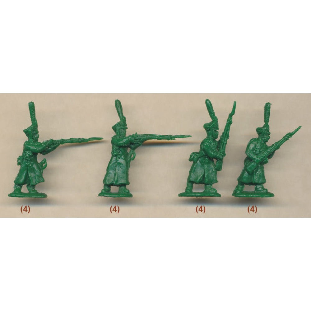 Strelets M011 1/72 Napoleonic Russian Grenadiers in Winter Dress