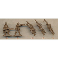 Strelets M083 1/72 WWII Hungarian Army in Winter Dress (Stalingrad) (re-issue)