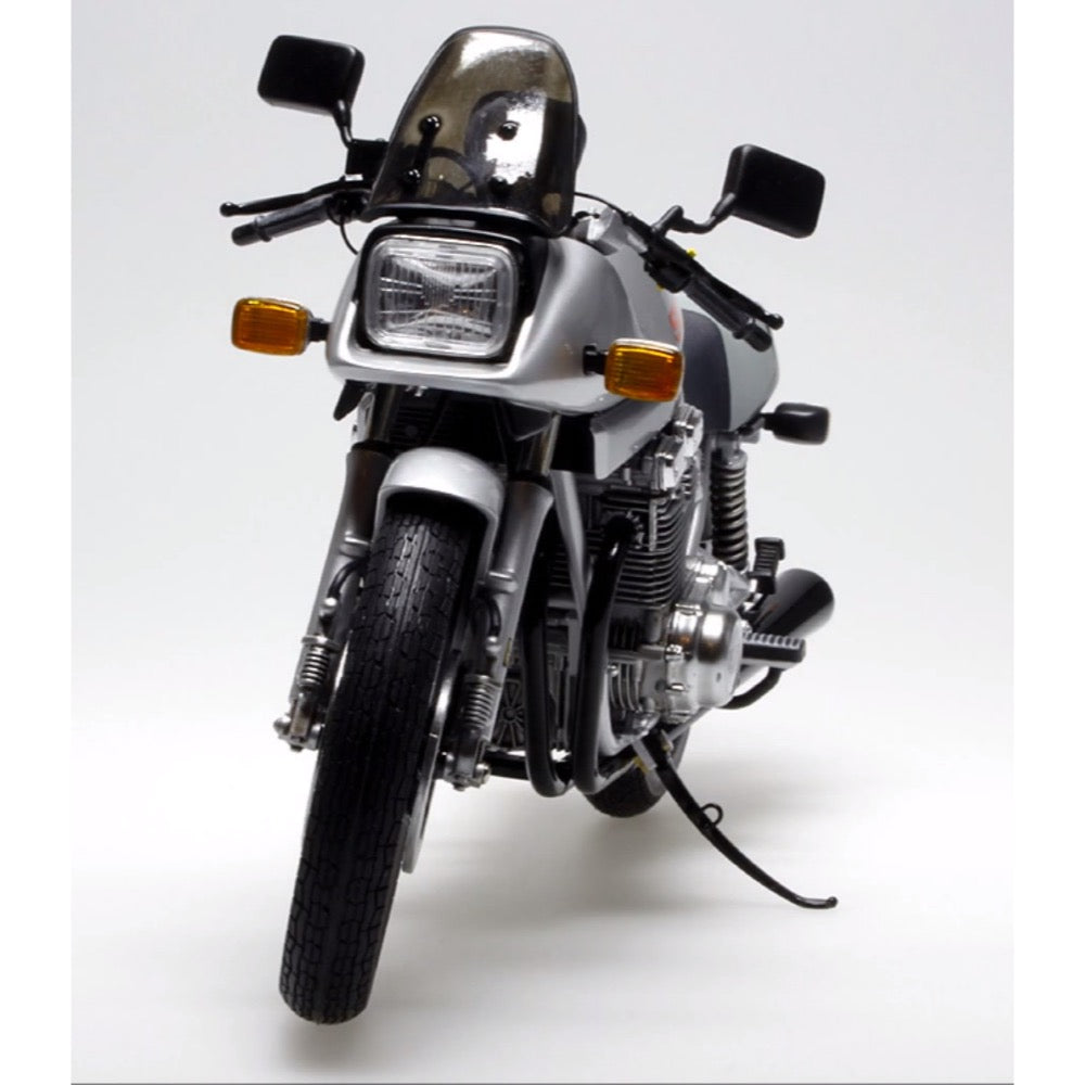 Tamiya 16025 1/6 Suzuki GSX1100S Katana