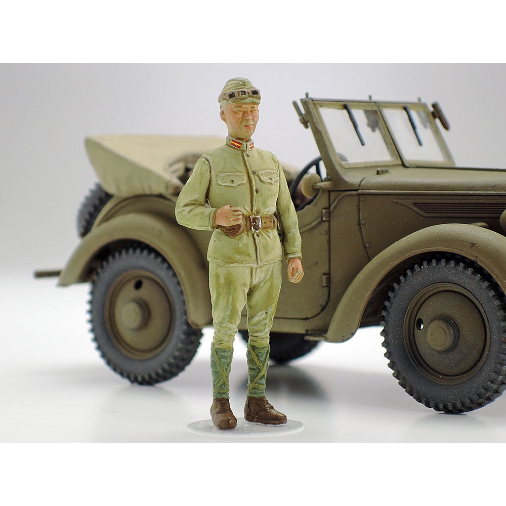 Tamiya 25203 1/48 Kawasaki Ki-61-Id Hien Tony and 4x4 Light Vehicle Kurogane Set