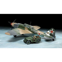 Tamiya 25212 1/48 Ilyushin Il-2 Shturmovik & GAZ 67B Set