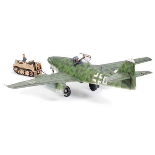 Tamiya 25215 1/48 Messerschmitt ME262 A-2A with Kettenkraftrad