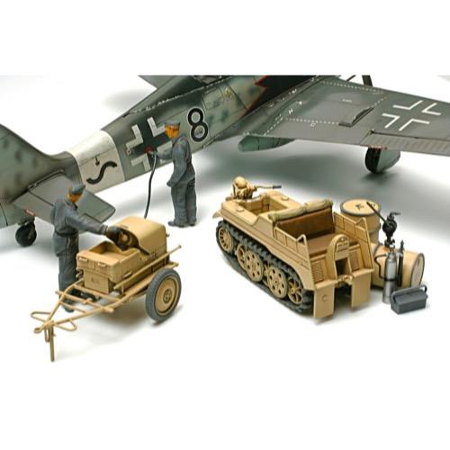 Tamiya 32533 1/48 Aircraft Power Supply Unit & Kettenkraftrad Plastic Model Kit
