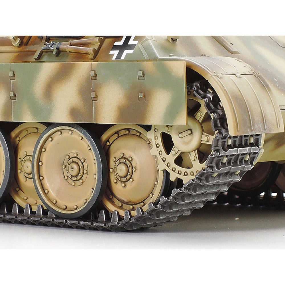 Tamiya 32597 1/48 German Tank Panther Ausf.D