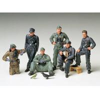 Tamiya 35201 1/35 German Tank Crew At Rest Set