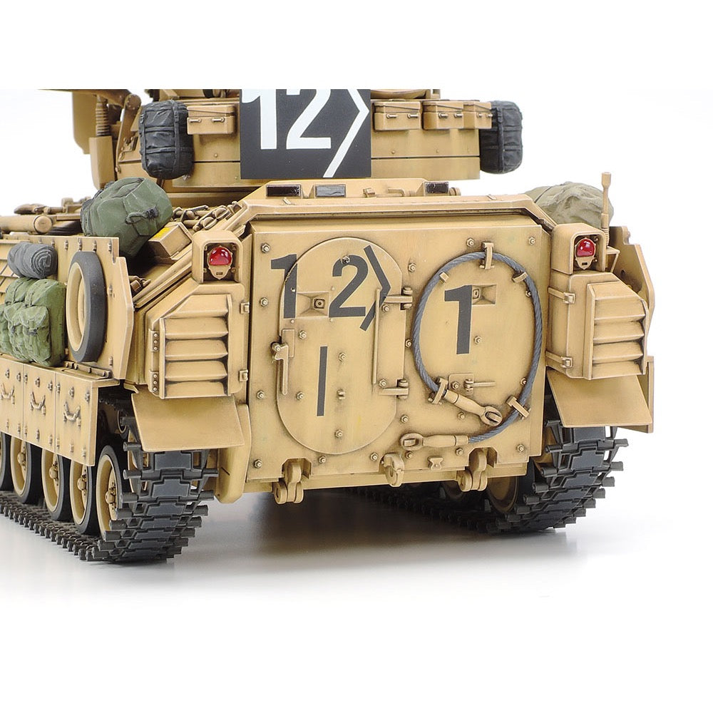 Tamiya 35264 1/35 M2A2 ODS Infantry Fighting Vehicle