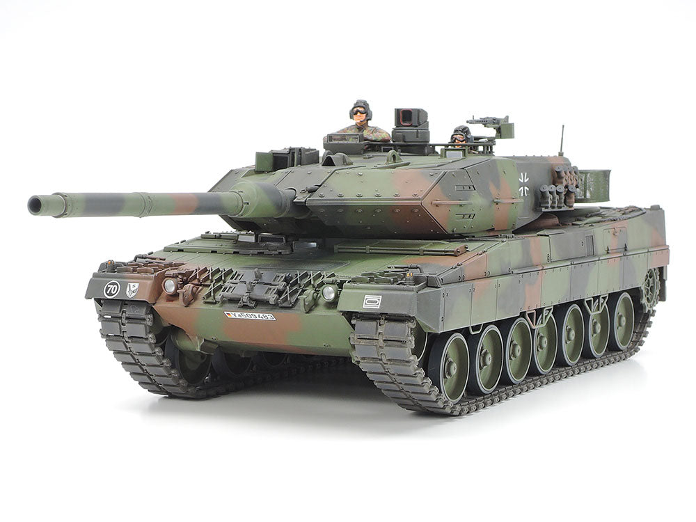 Tamiya 35271 1/35 German Leopard 2 A6 Main Battle Tank