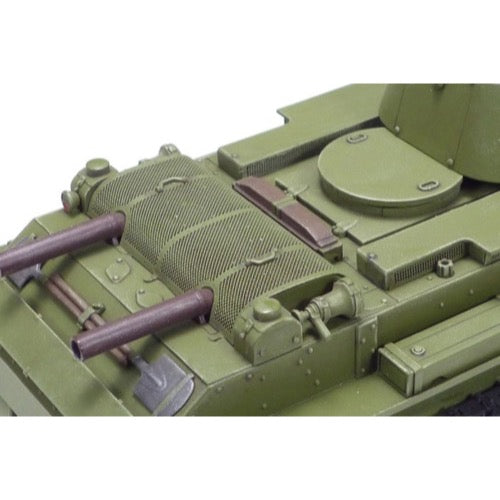 Tamiya 35327 1/35 Russian Tank BT-7 Model 1937