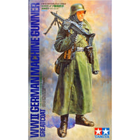 Tamiya 36306 1/16 German Machine Gunner Greatcoat Plastic Model Kit