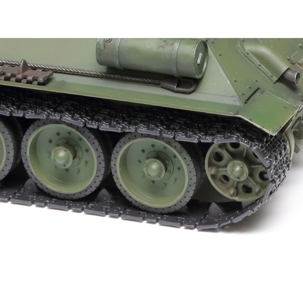 Tamiya 48216 1/35 Russian Medium RC Tank T-34-85 (w/Control Unit)