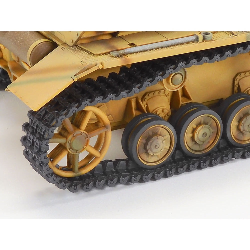 Tamiya 1/35 Panzerkampfwagen IV AUSF.J with Control Unit RC Tank Kit 48218