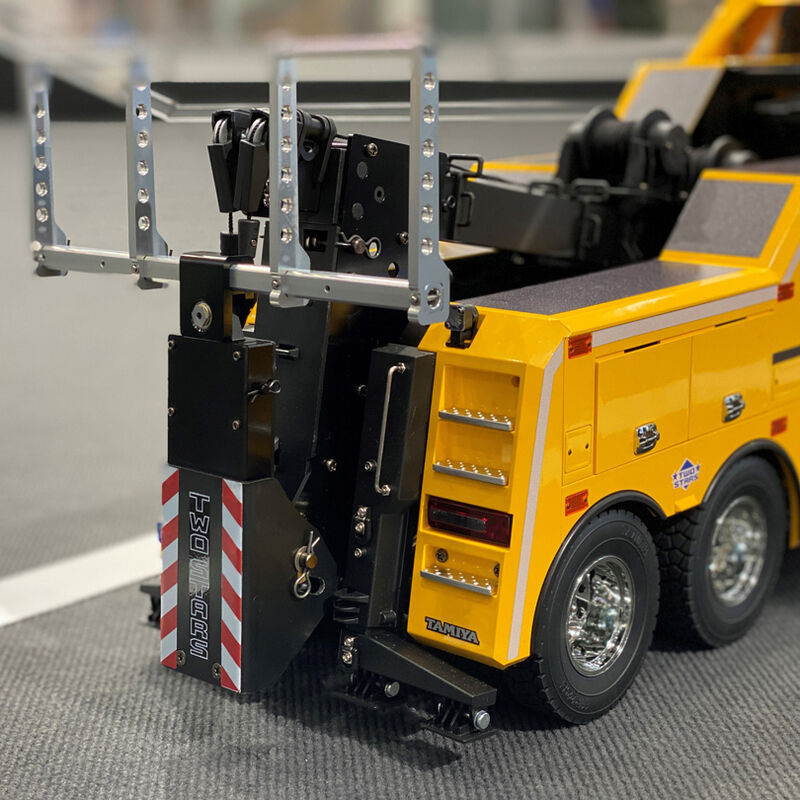 Tamiya 56362 1/14 Volvo FH16 Globetrotter 750 8x4 RC Tow Truck