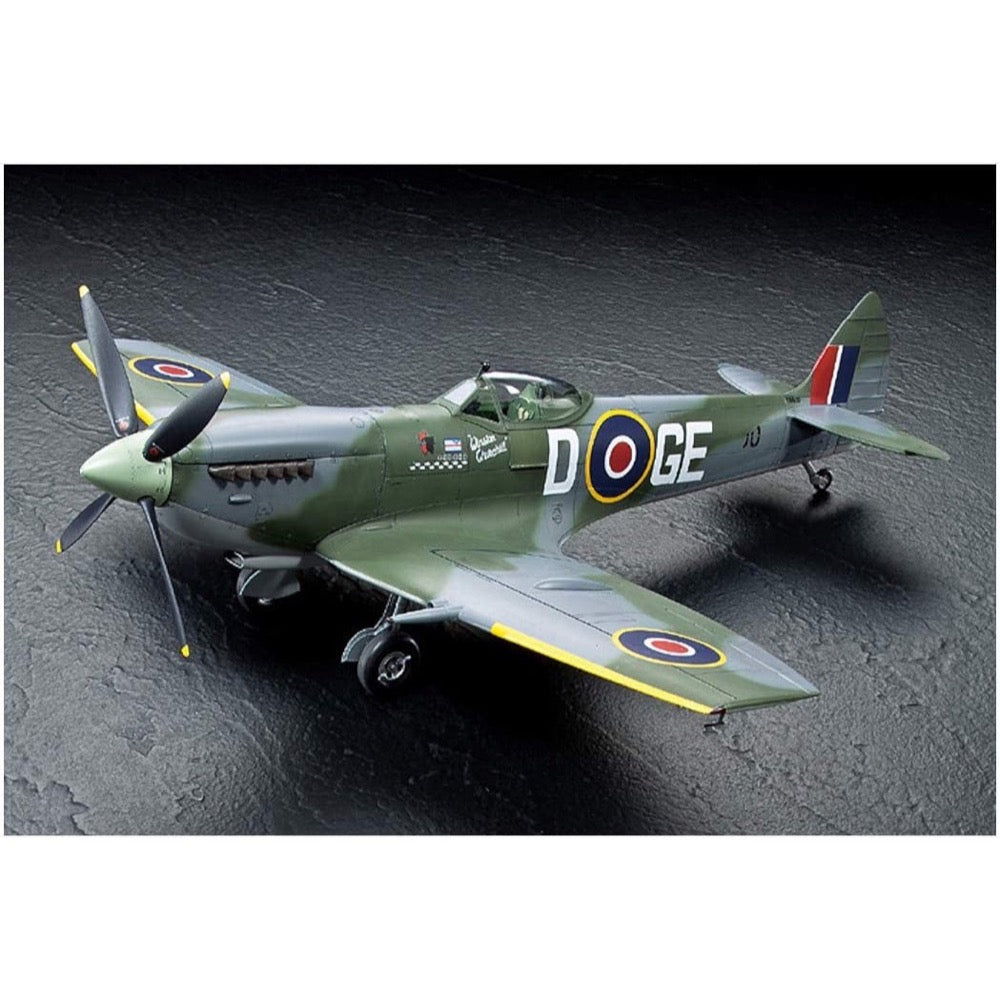 Tamiya 60321 1/32 Supermarine Spitfire Mk.XVIe