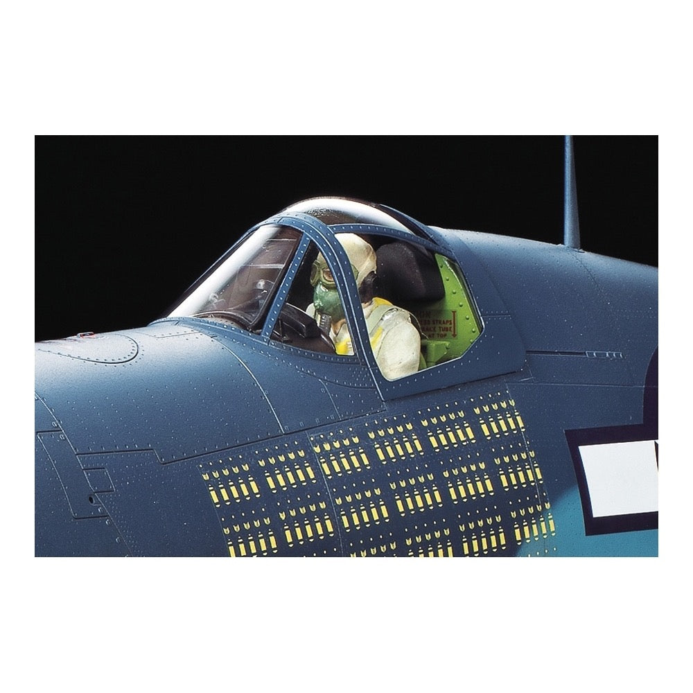 Tamiya 60325 1/32 Vought F4U-1A Corsair
