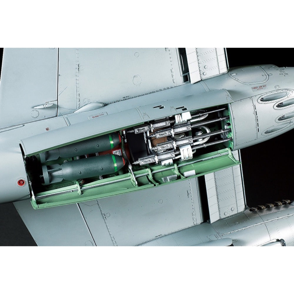 Tamiya 60326 1/32 De Havilland Mosquito FB Mk VI