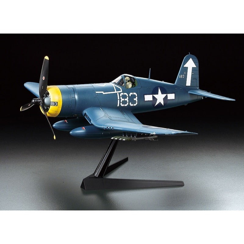 Tamiya 60327 1/32 F4U-1D Corsair