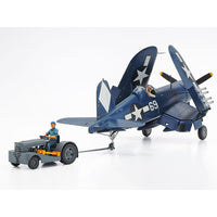 Tamiya 61085 1/48 F4U-1D Corsair with Tug
