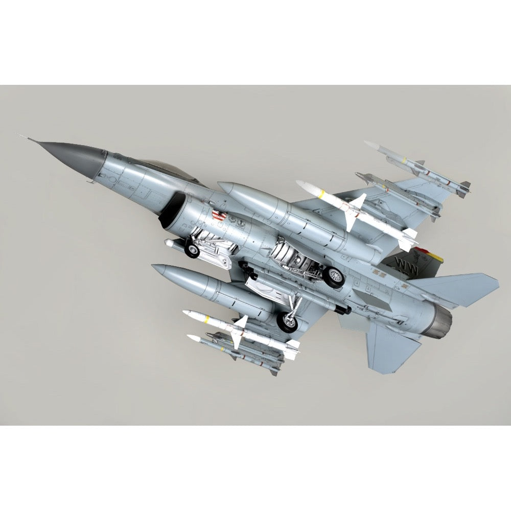 Tamiya 61098 1/48 F-16CJ Fighting Falcon