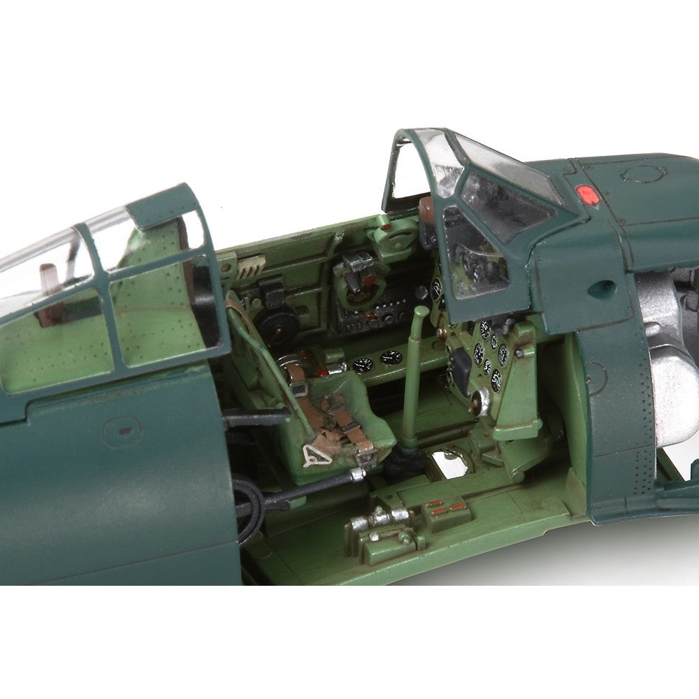 Tamiya 61103 1/48 A6M5 Zero Fighter (Zeke) with Figures