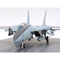Tamiya 61122 1/48 Grumman F-14A Tomcat Late Model Carrier Launch Set