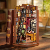 Robotime DIY Silent Corner Study