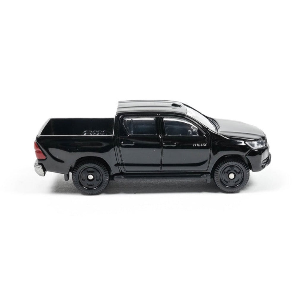 Tomica Toyota Hilux