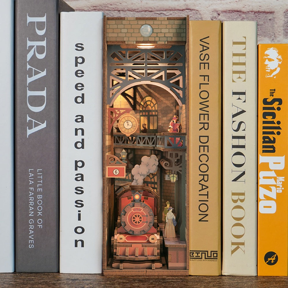 Tonecheer The Steam Age Book Nook