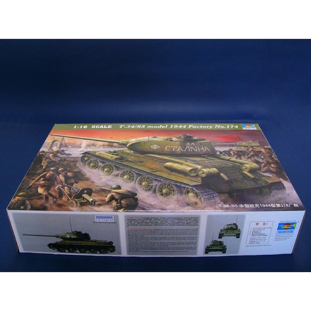Trumpeter 00902 1/16 T-34/85 model 1944 Fty.183