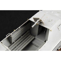 Trumpeter 1/35 Sd.Kfz.8 Gepanzerte 12t Model Kit