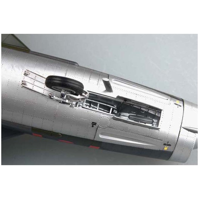 Trumpeter 02281 1/32 Aircraft - English Electric (BAC) Lightning F.2A/F6