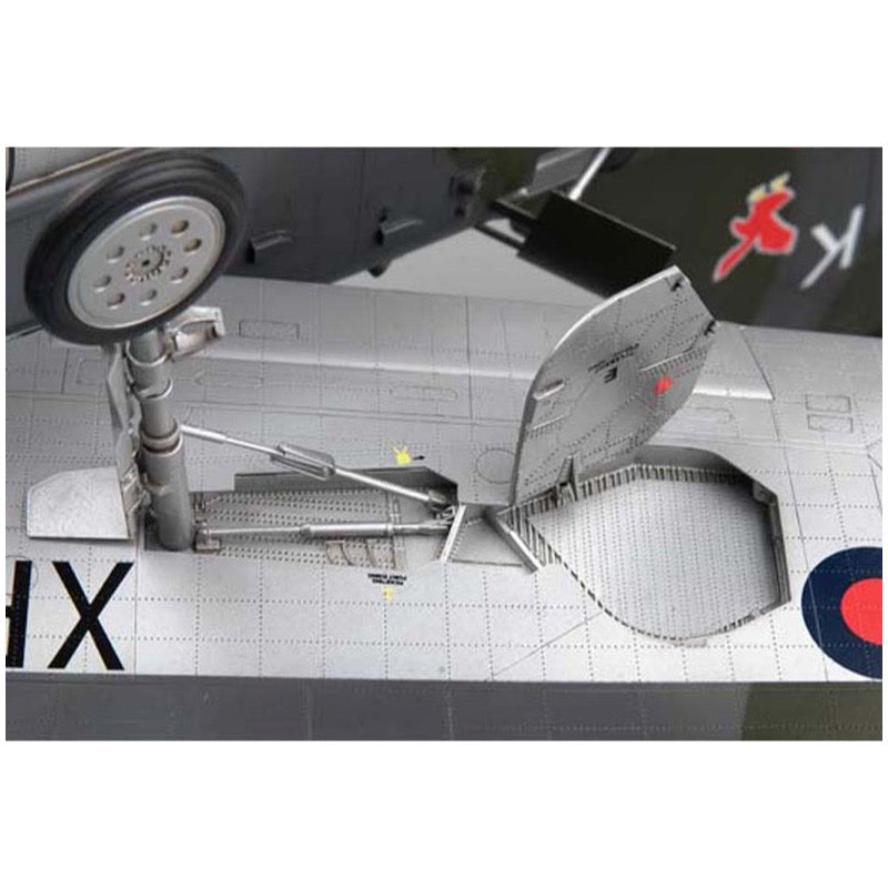 Trumpeter 02281 1/32 Aircraft - English Electric (BAC) Lightning F.2A/F6