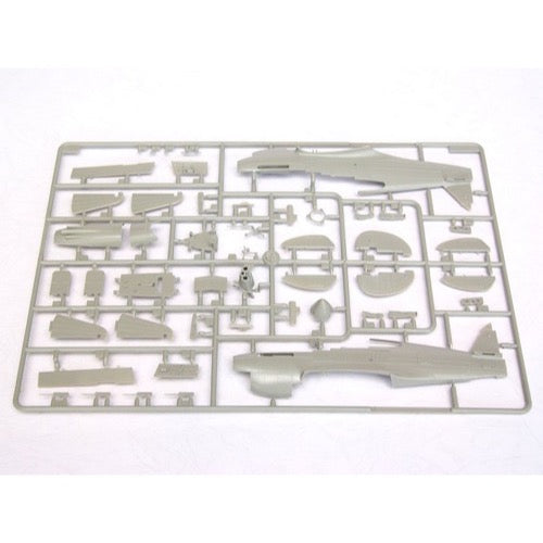 Trumpeter 02807 1/48 Curtiss P-40B Warhawk (Australian Decals incl)