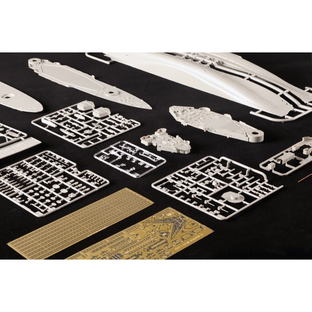 Trumpeter 1/350 HMS Resolution