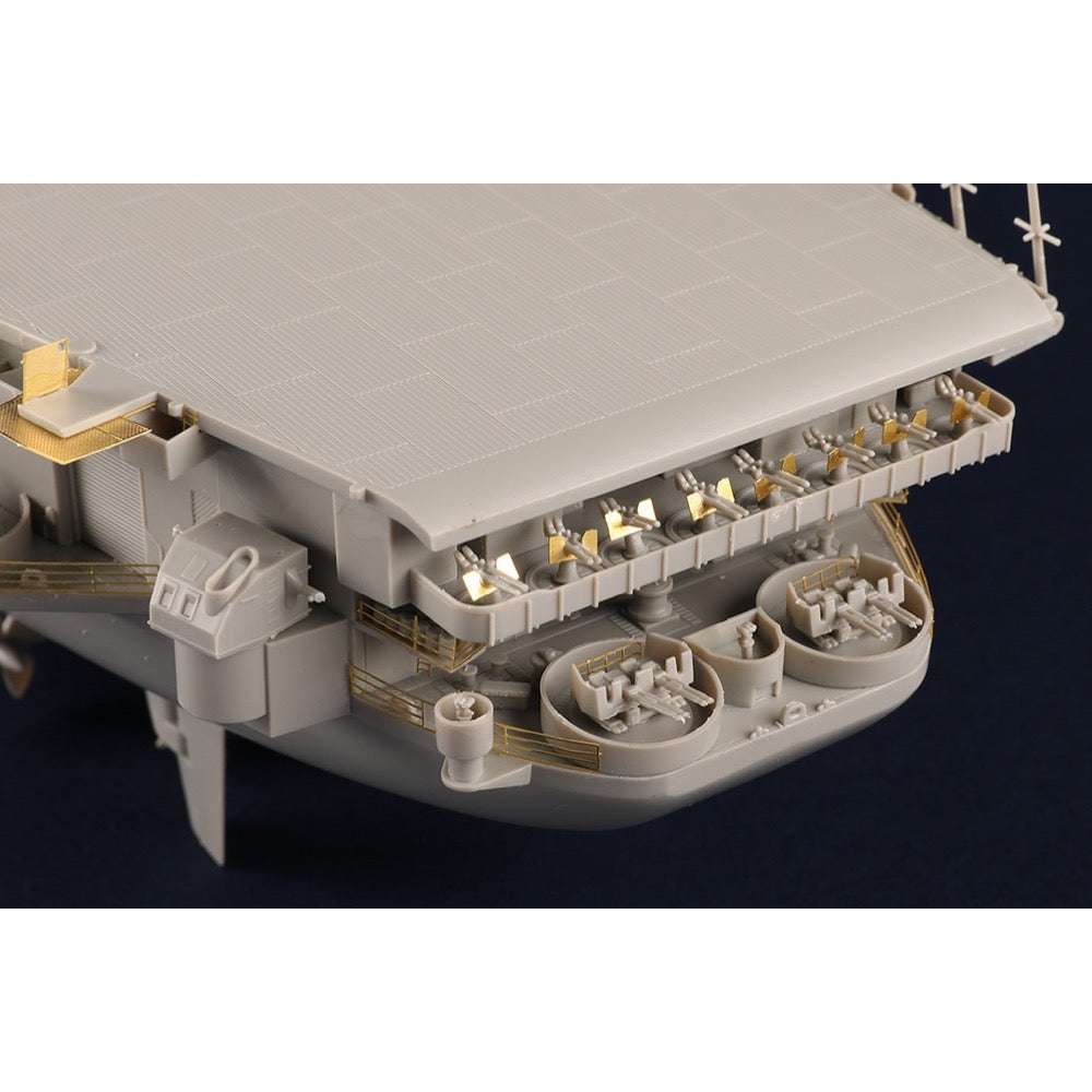 Trumpeter 05634 1/350 USS Midway CV-41 1945 Appearance