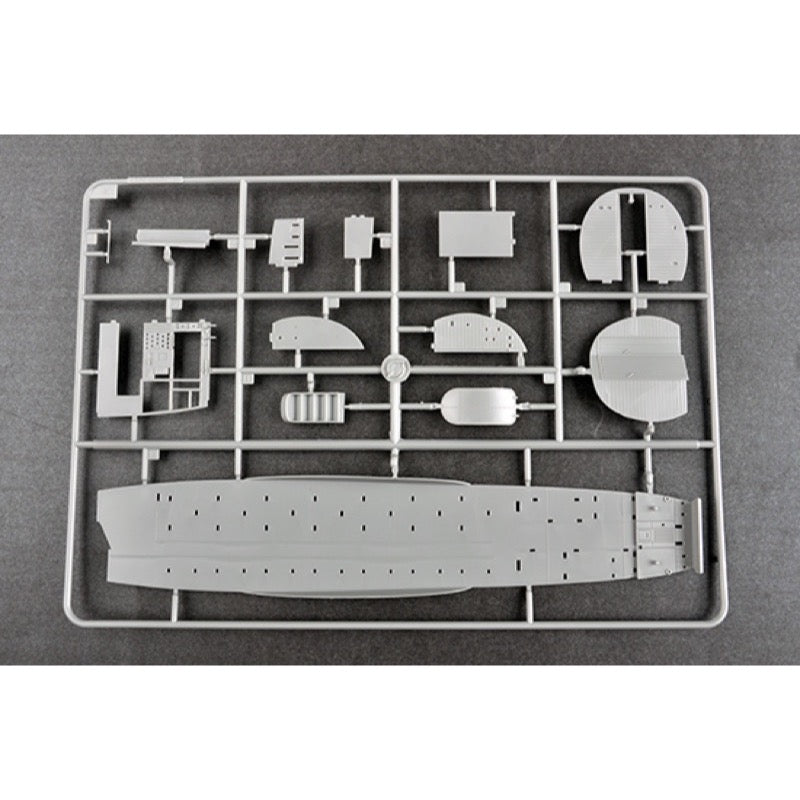 Trumpeter 05813 1/48 DC-3 CNAC