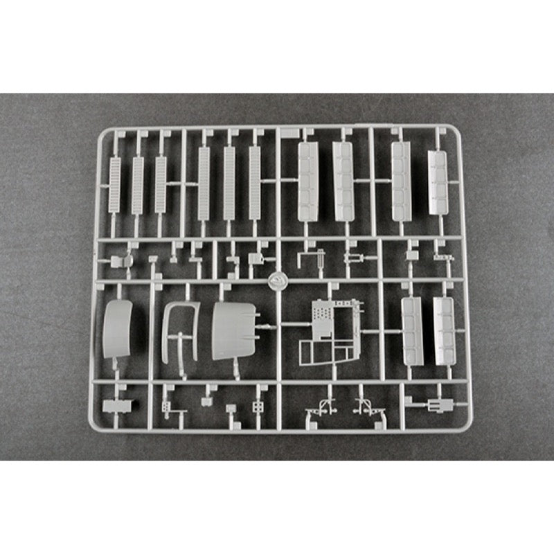 Trumpeter 05813 1/48 DC-3 CNAC