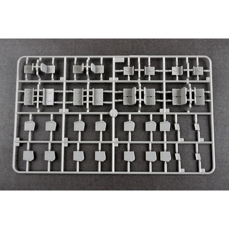 Trumpeter 05813 1/48 DC-3 CNAC