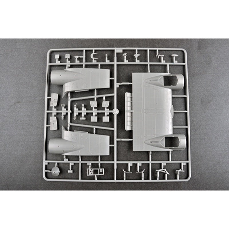 Trumpeter 05813 1/48 DC-3 CNAC