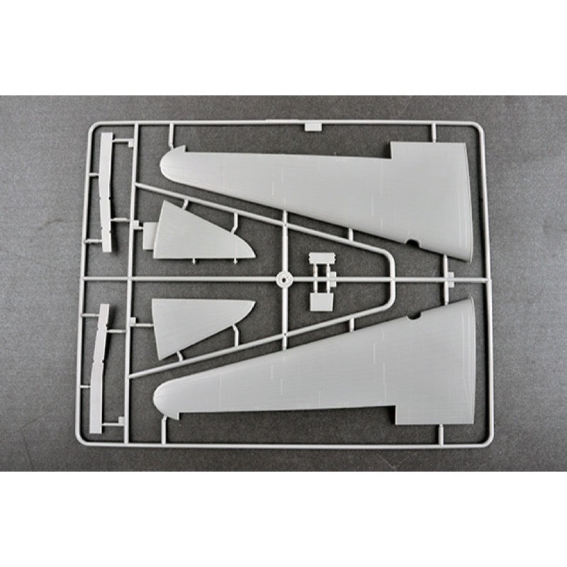 Trumpeter 05813 1/48 DC-3 CNAC