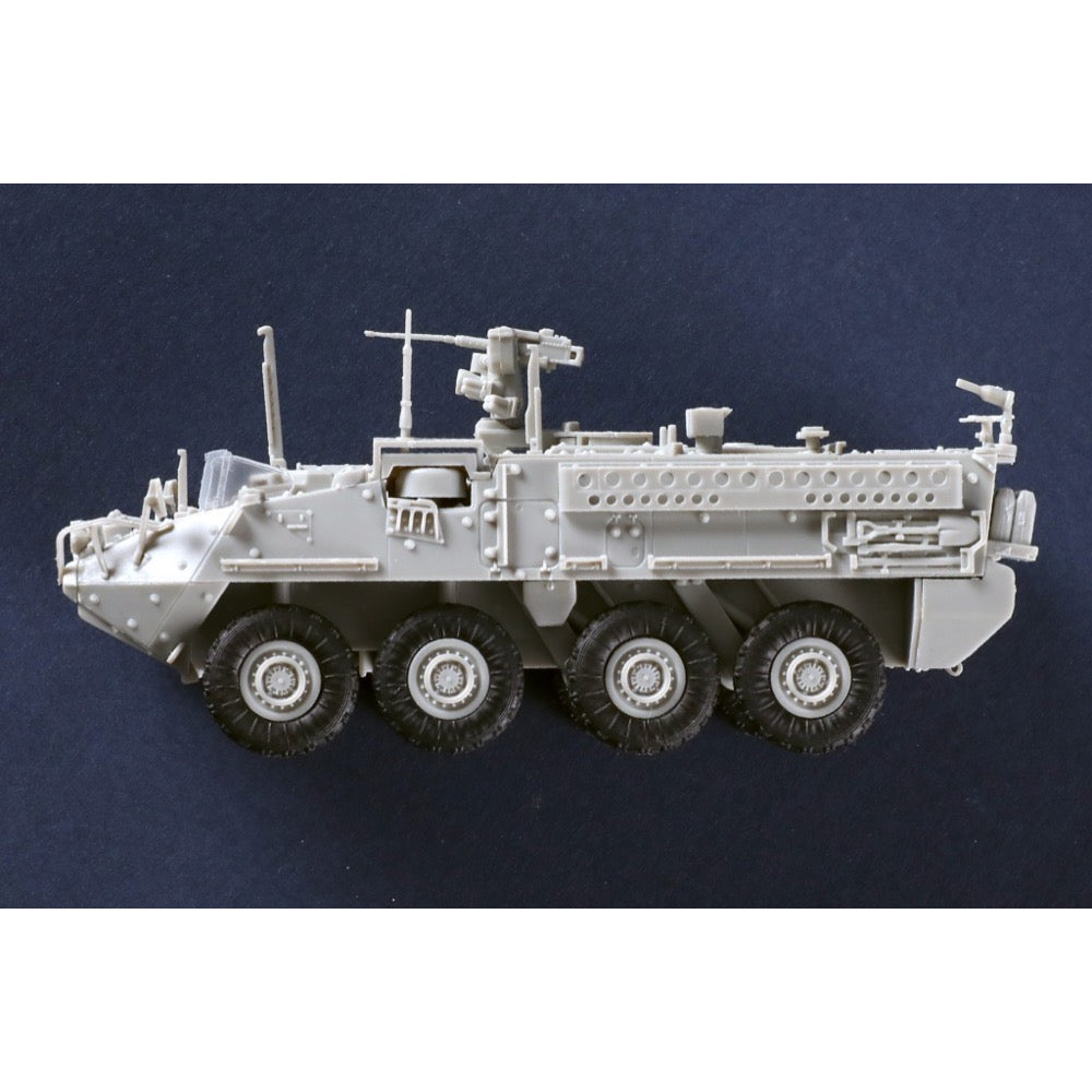 Trumpeter 07423 1/72 M1130 Stryker Command Vehicle