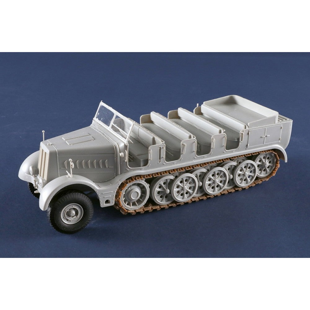 Trumpeter 09575 1/35 Schwerer Zugkraftwagen 18 t Sd.Kfz.9 Artillery Version 9580208095752