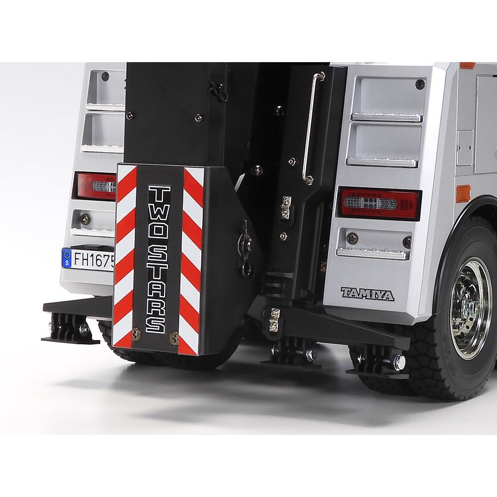 Tamiya 47528 Volvo FH16 Globetrotter 750 8×4 RC Tow Truck (Silver Edition)