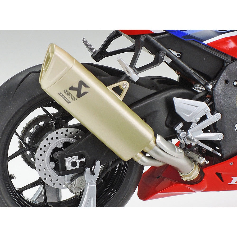 Tamiya 14138 1/12 Honda CBR1000RR-R Fireblade