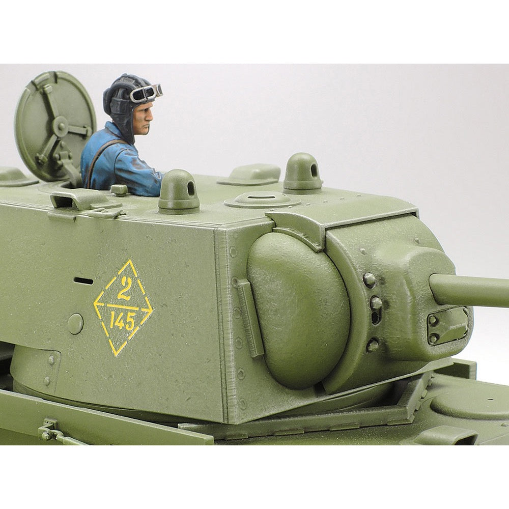Tamiya 35372 1/35 KV-1 Russian Heavy Tank 1941 Early Production