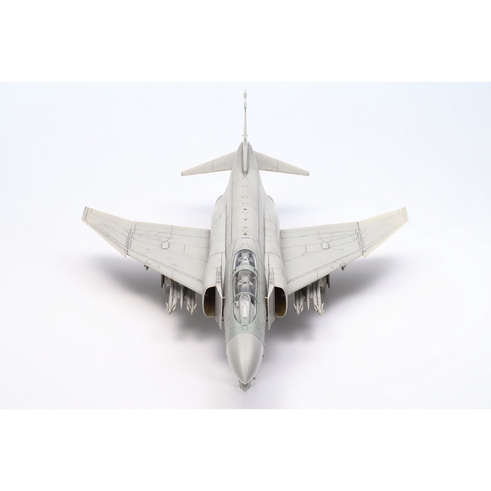 Tamiya 61121 1/48 McDonnell Douglas F-4B Phantom II