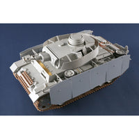 Trumpeter 1/16 Pz.Kpfw.III Ausf.N Plastic Model Kit